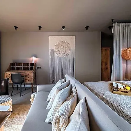 Отель Euforia Retreat And Эфорие-Суд